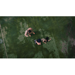 Breakout 13, 飞越13号房